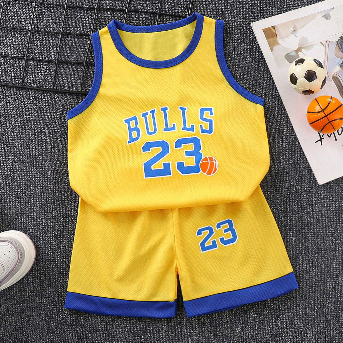 Bulls Suit Set